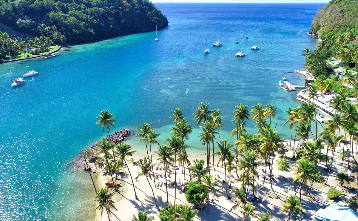 Anse de Marigot St Barts secluded beach