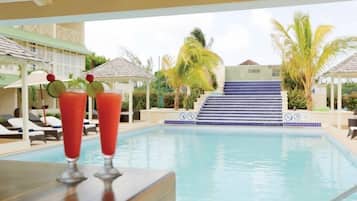 Poolside bar
