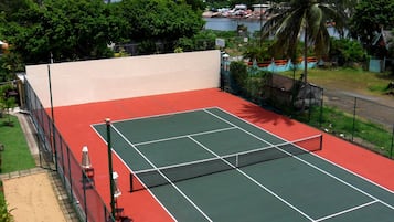 Tennis court