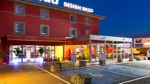 Unclassified image, 4 of 11, button - Enzo Hotels Reims Tinqueux (Tinqueux)