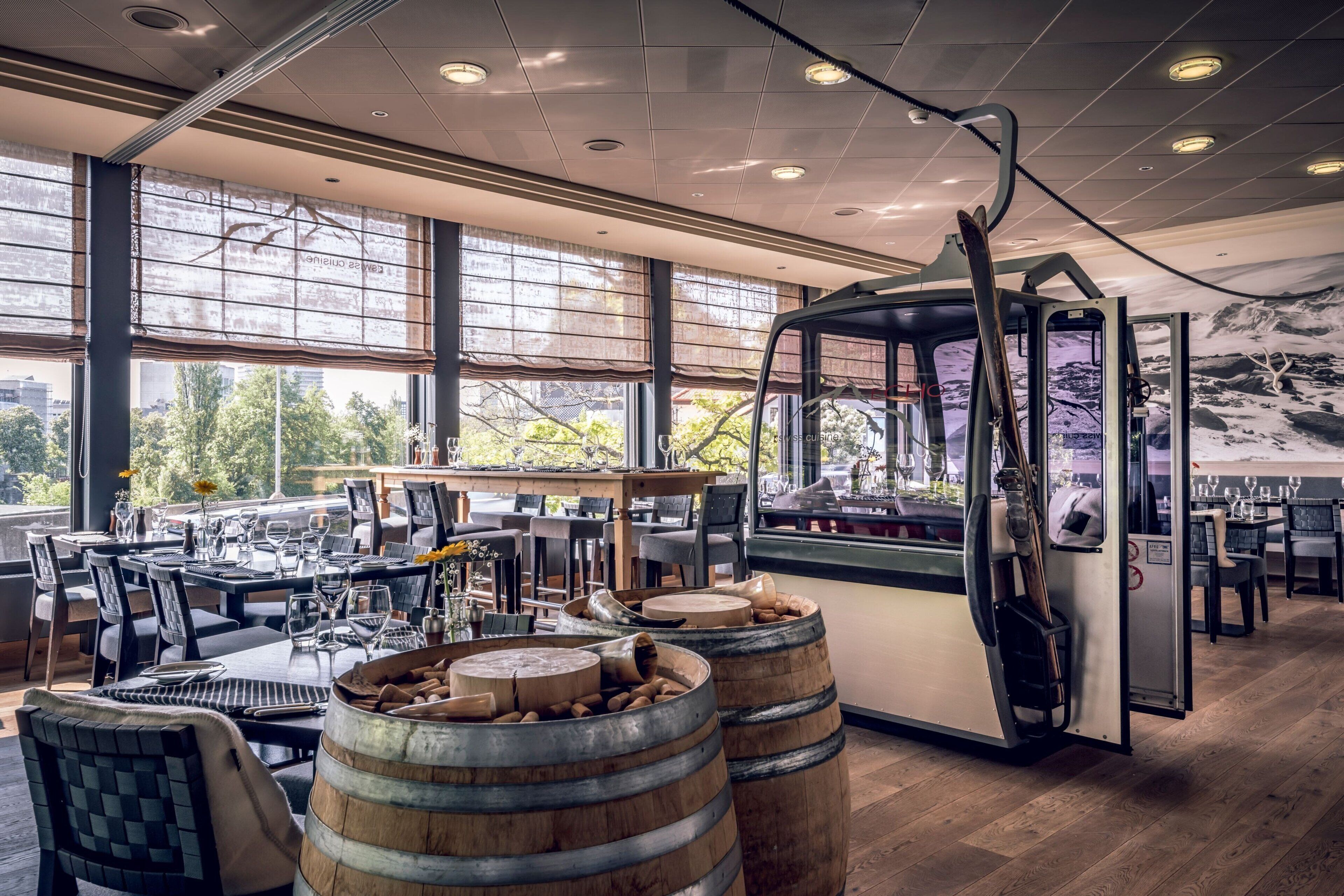 2 restaurants, breakfast, lunch, dinner served; regional cuisine