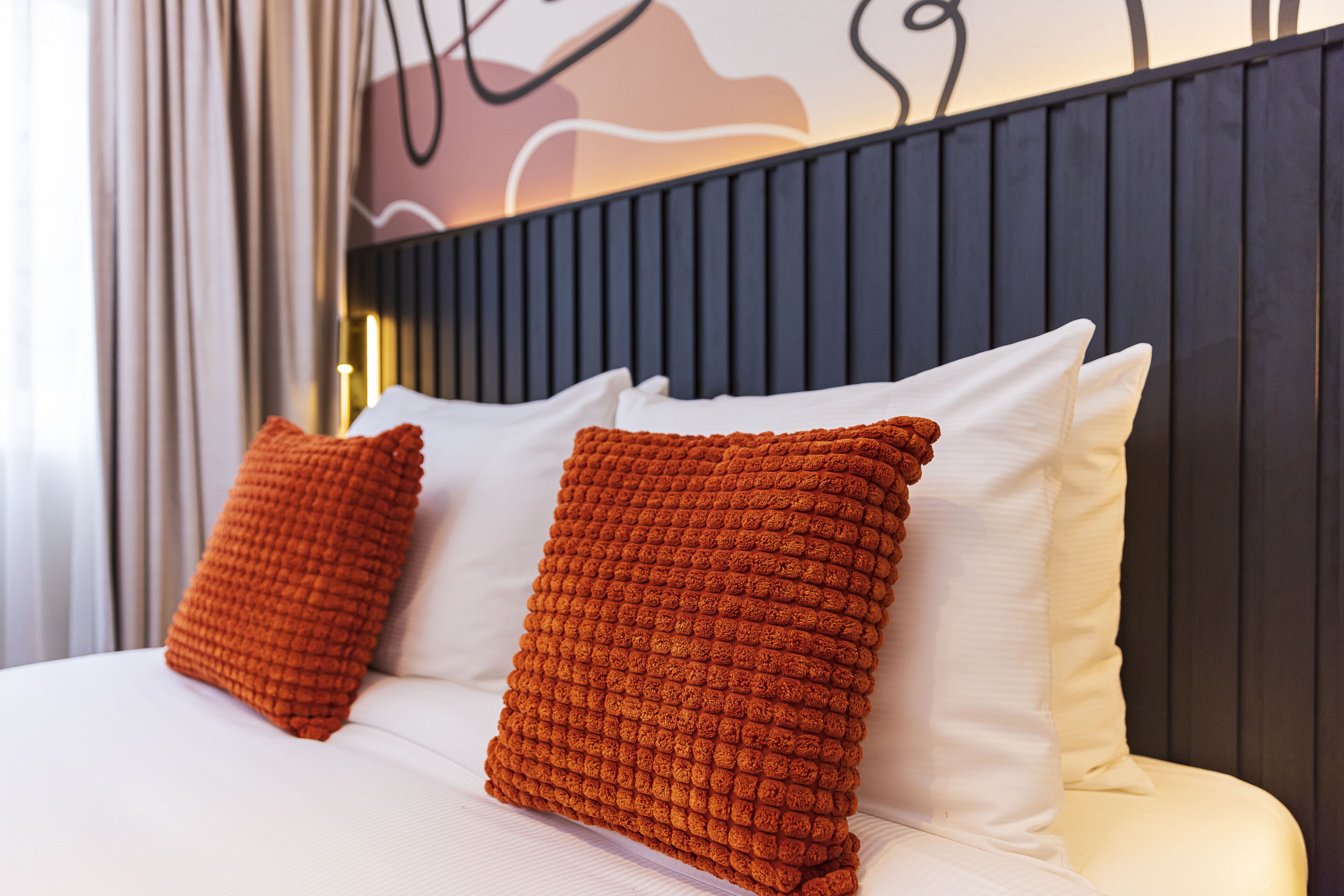 1 bedroom, in-room safe, desk, laptop workspace