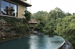 Outdoor pool, open 7:00 AM to 8:00 PM, pool umbrellas, sun loungers