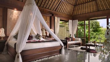 1 bedroom, free minibar items, in-room safe, individually decorated