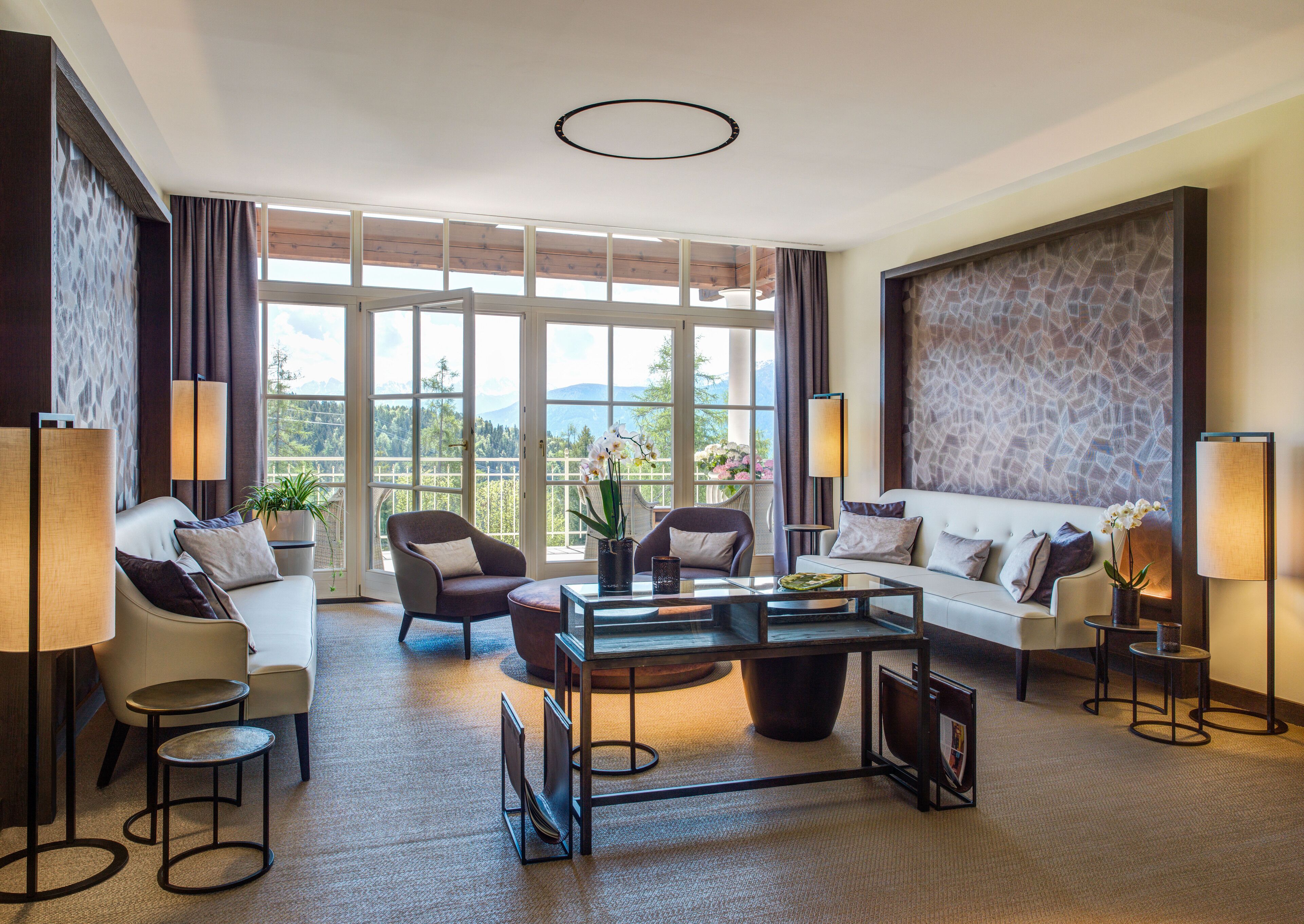 Salas para tratamentos a dois, sauna seca, sauna a vapor