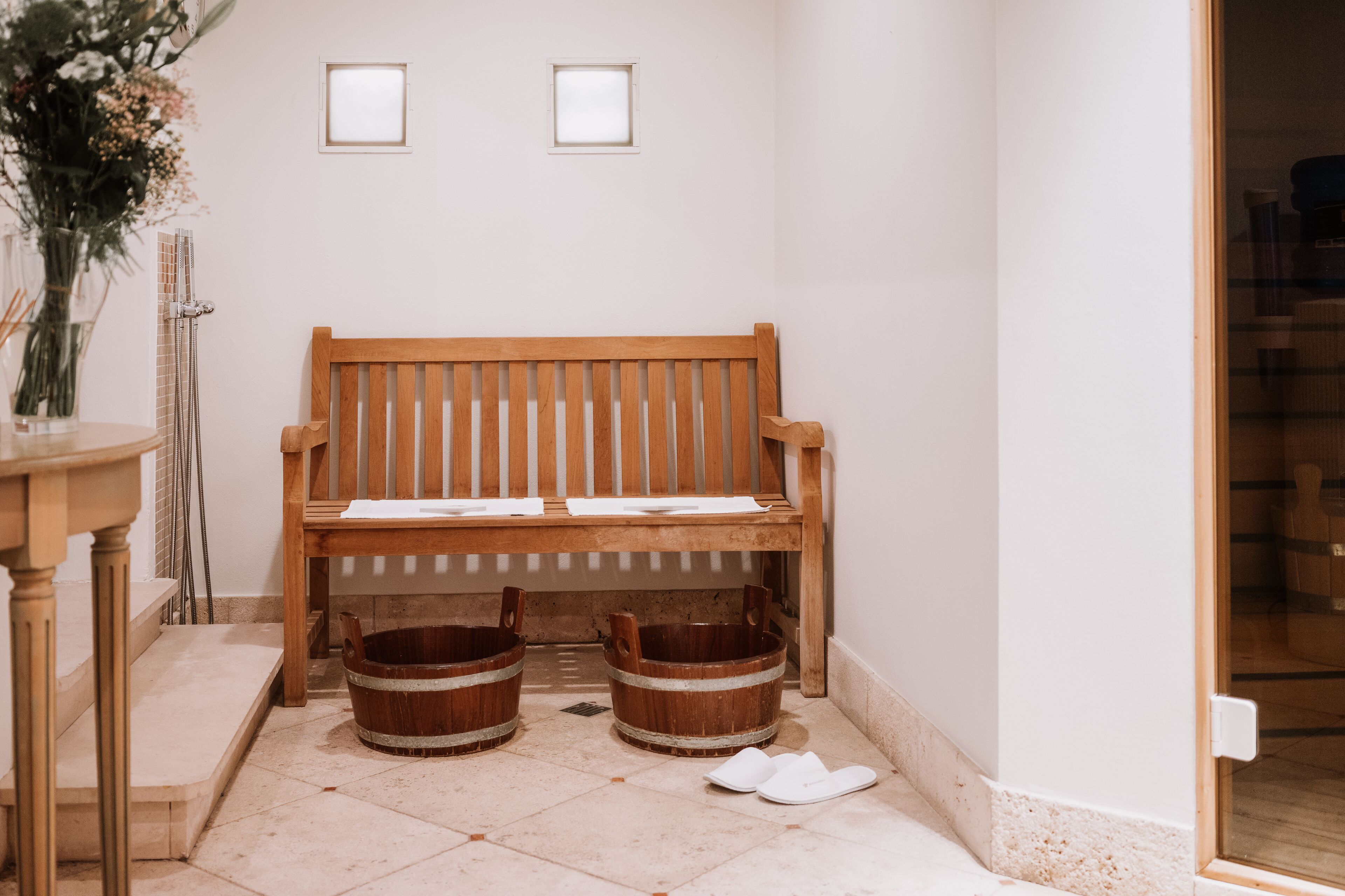 couples treatment room(s), sauna, steam room, turkish bath/hammam