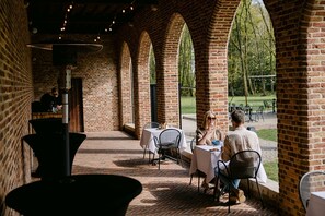 Terrace/patio - Priorij Corsendonk (Oud-Turnhout)