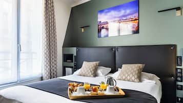 SÀngtillbehör av högsta kvalitet och minibar