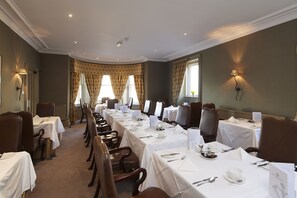 Free daily full breakfast