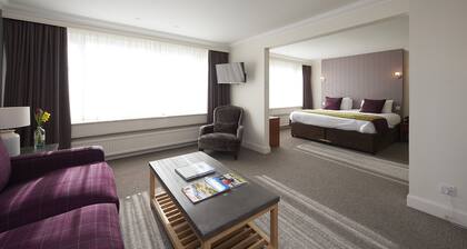 Royal Golf Hotel