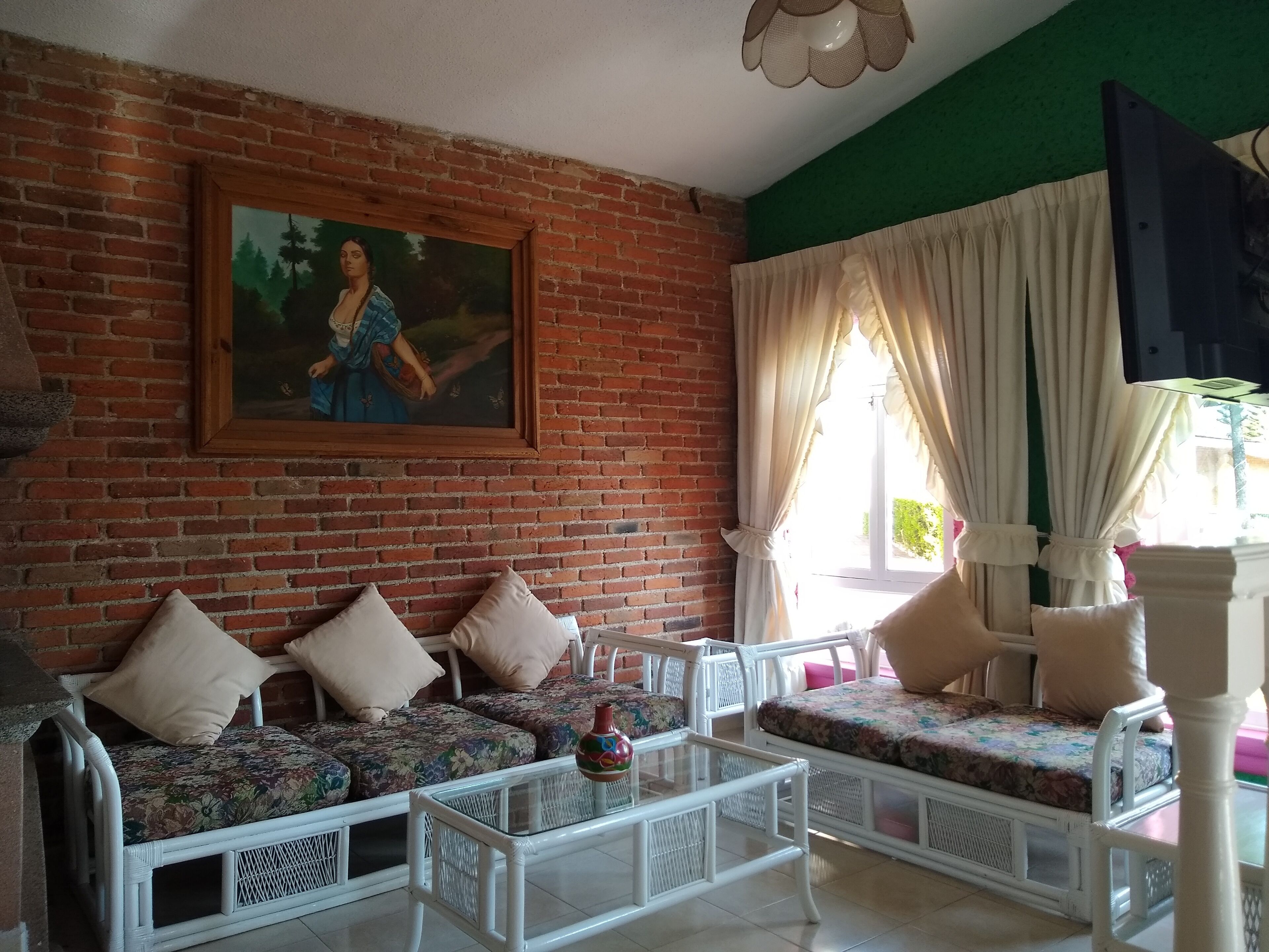 villa grande | desk, free cots/infant beds, rollaway beds, free wifi