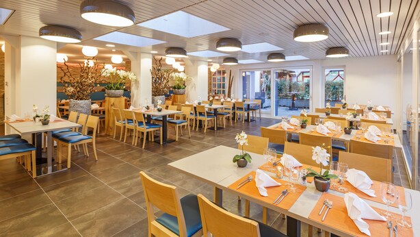 Middag serveres