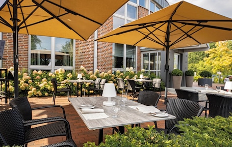 Terrasse/Patio. Median Hotel Lehrte
