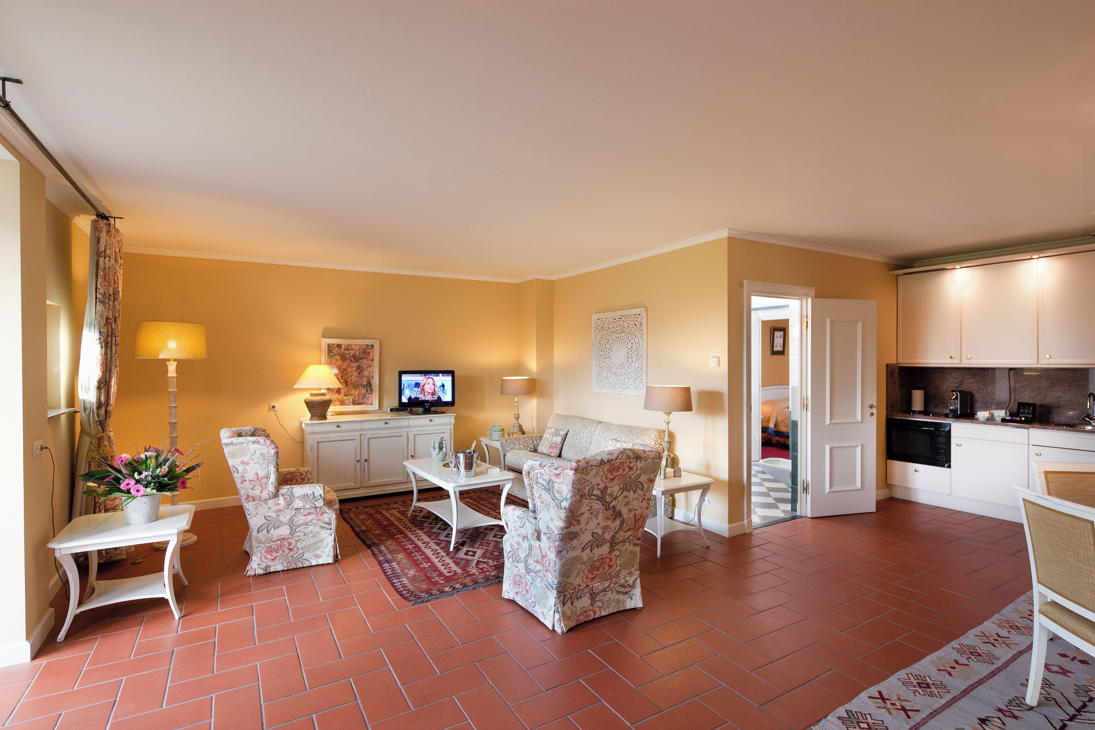 one bedroom residence | private kitchen | coffee/tea maker