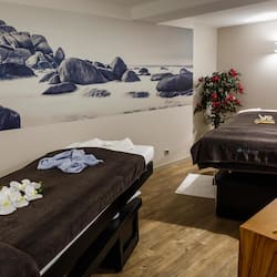 Sale per trattamenti di coppia, sauna, vasca idromassaggio, bagno turco