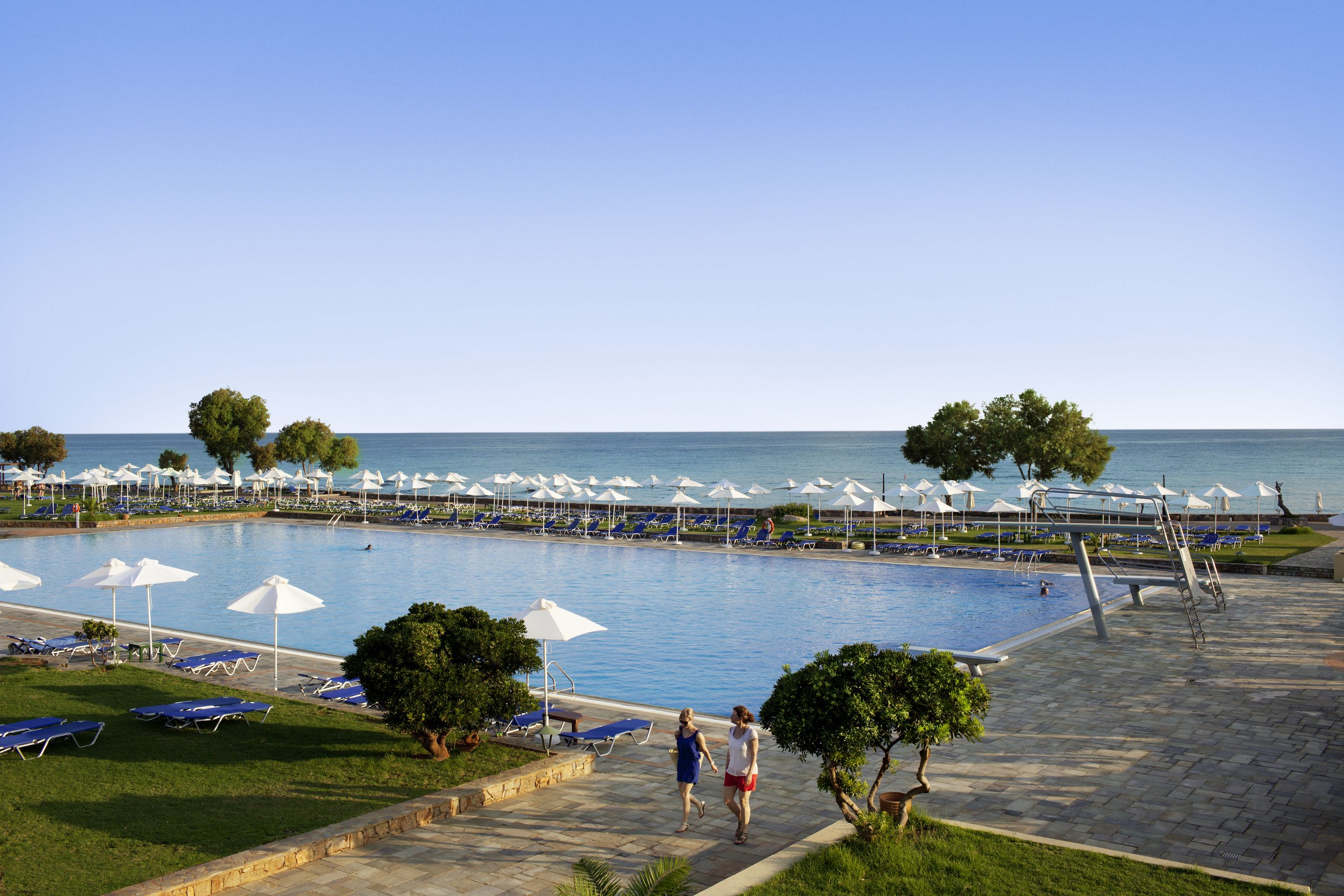 Indoor pool, 2 outdoor pools, pool umbrellas, sun loungers