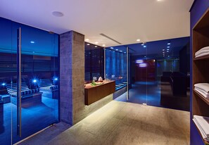 Sauna, hot tub, body treatments, facials, massage/treatment rooms