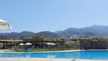 Indoor pool, 2 outdoor pools, pool umbrellas, sun loungers