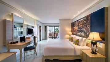 Room (1 Double bed, 1 Bunk bed) | In-room safe, desk, laptop workspace, blackout drapes