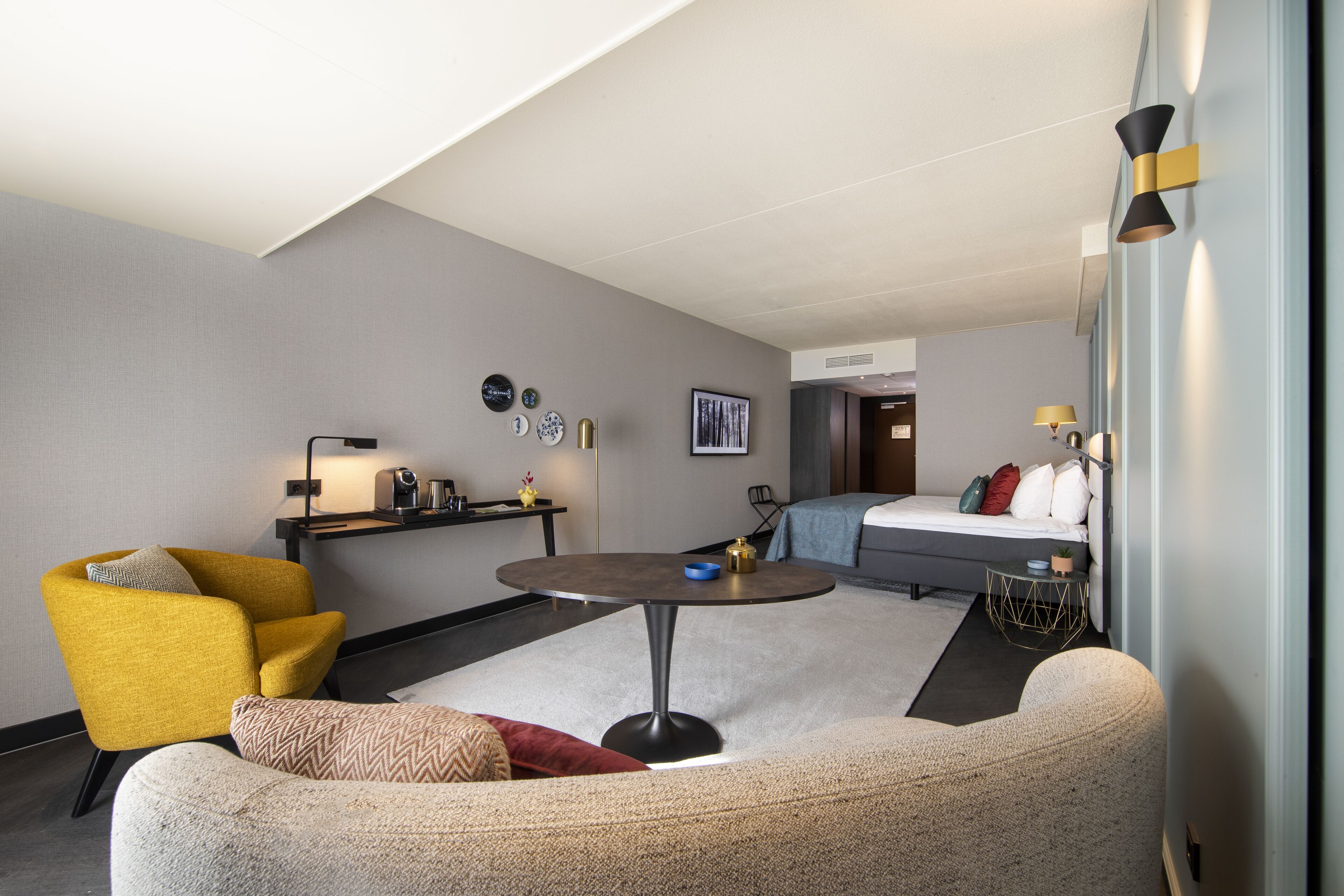 superior room | 1 bedroom, in-room safe, desk, blackout curtains