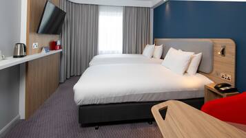 Standard Room, 2 Single Beds | Desk, blackout curtains, iron/ironing board, free WiFi