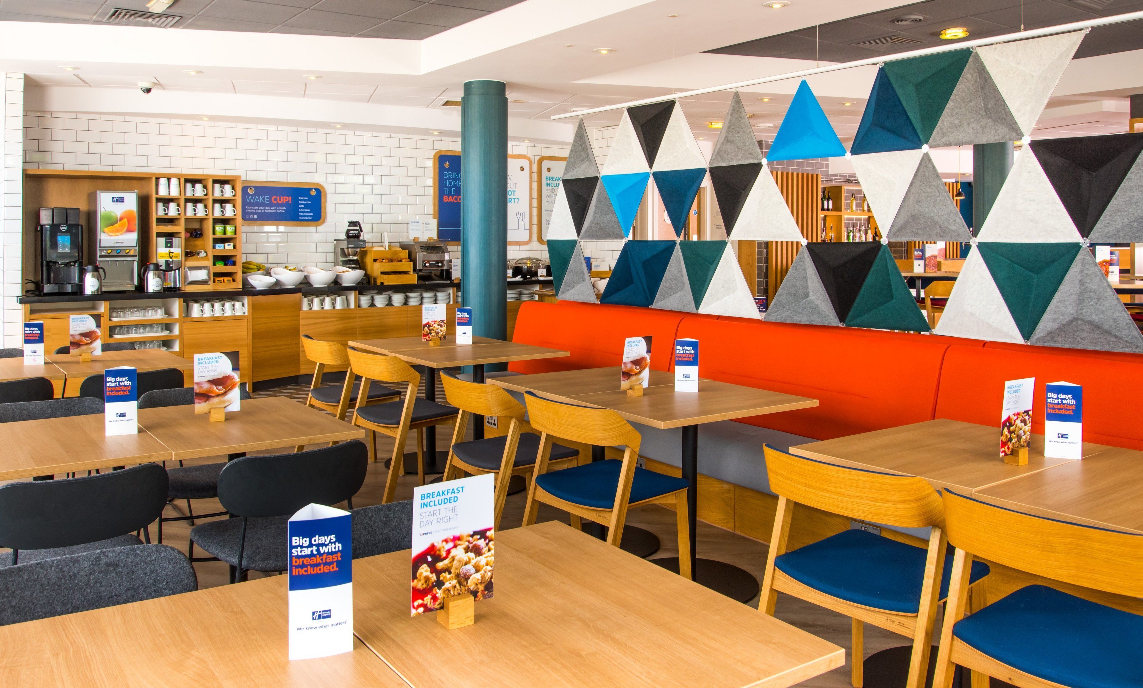 含每日吃到飽早餐