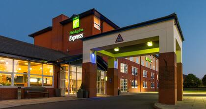 Holiday Inn Express Burton Upon Trent by IHG