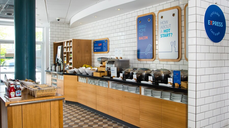 Holiday Inn Express Burton Upon Trent by IHG