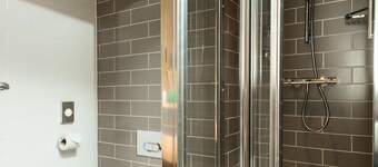 Holiday Inn Express Burton Upon Trent by IHG