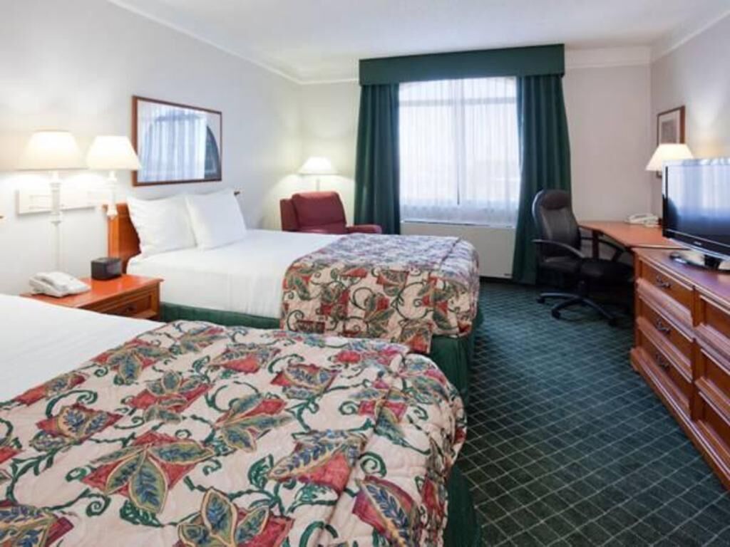 Premium bedding, desk, soundproofing, iron/ironing board