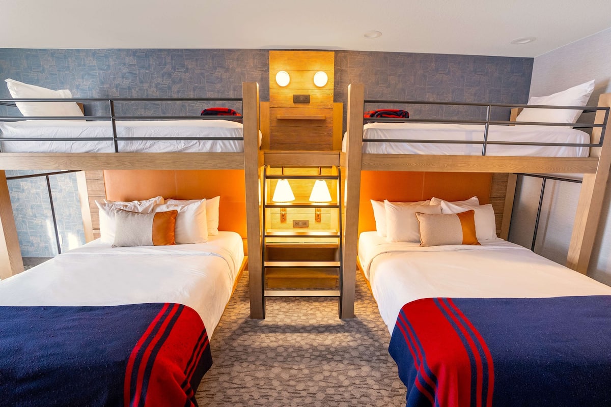 Room (2 Twin Bunks over 2 Queen Beds) | Premium bedding, desk, blackout drapes, iron/ironing board