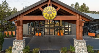 Riverhouse Lodge
