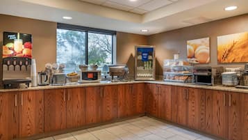 Free daily continental breakfast