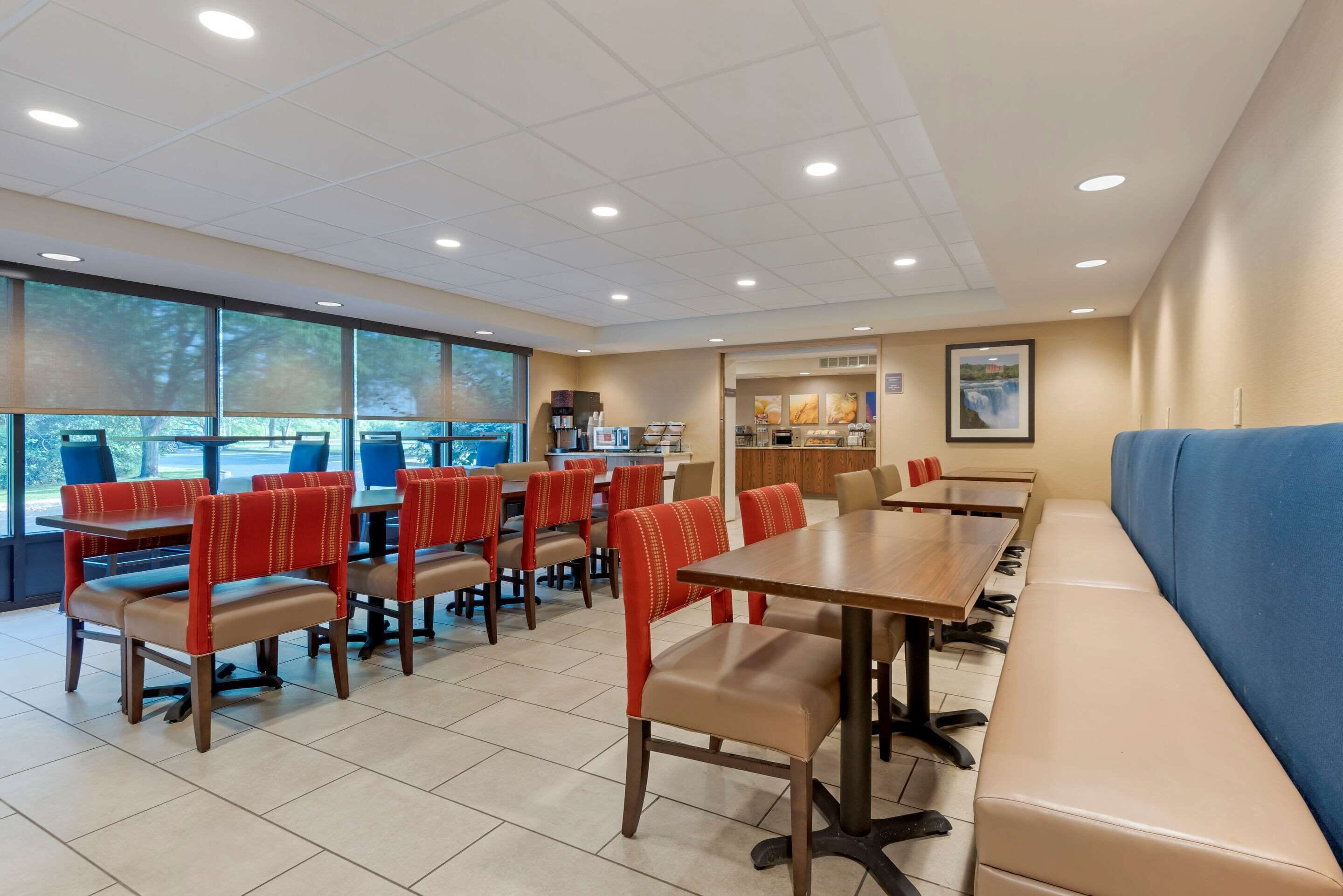 Foto - Comfort Inn University