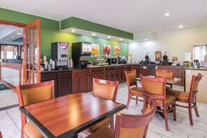 Bao gồm bữa sáng buffet