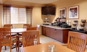 Free daily buffet breakfast
