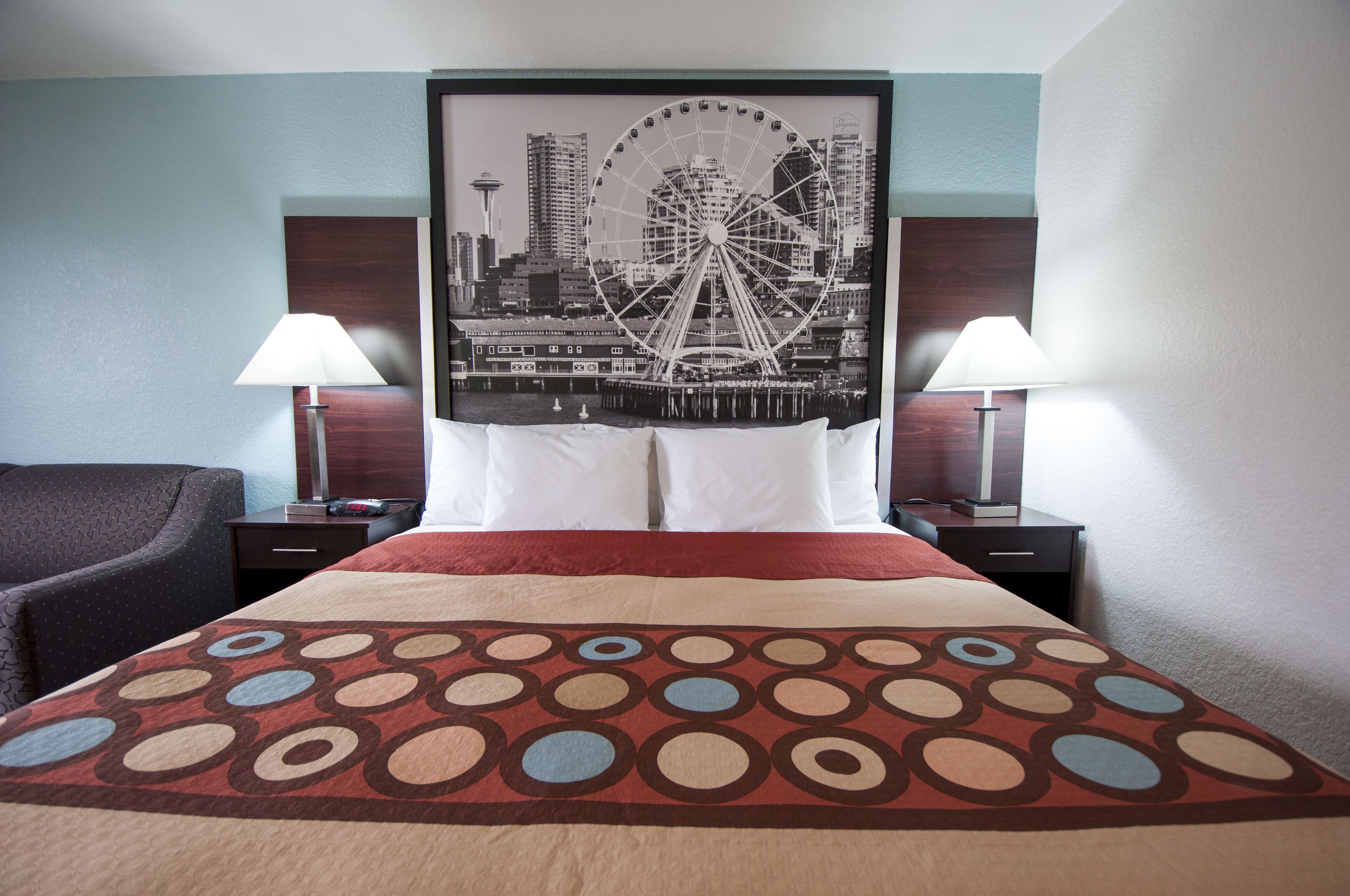 Pillowtop beds, desk, laptop workspace, blackout drapes