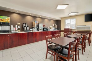 Free daily continental breakfast 