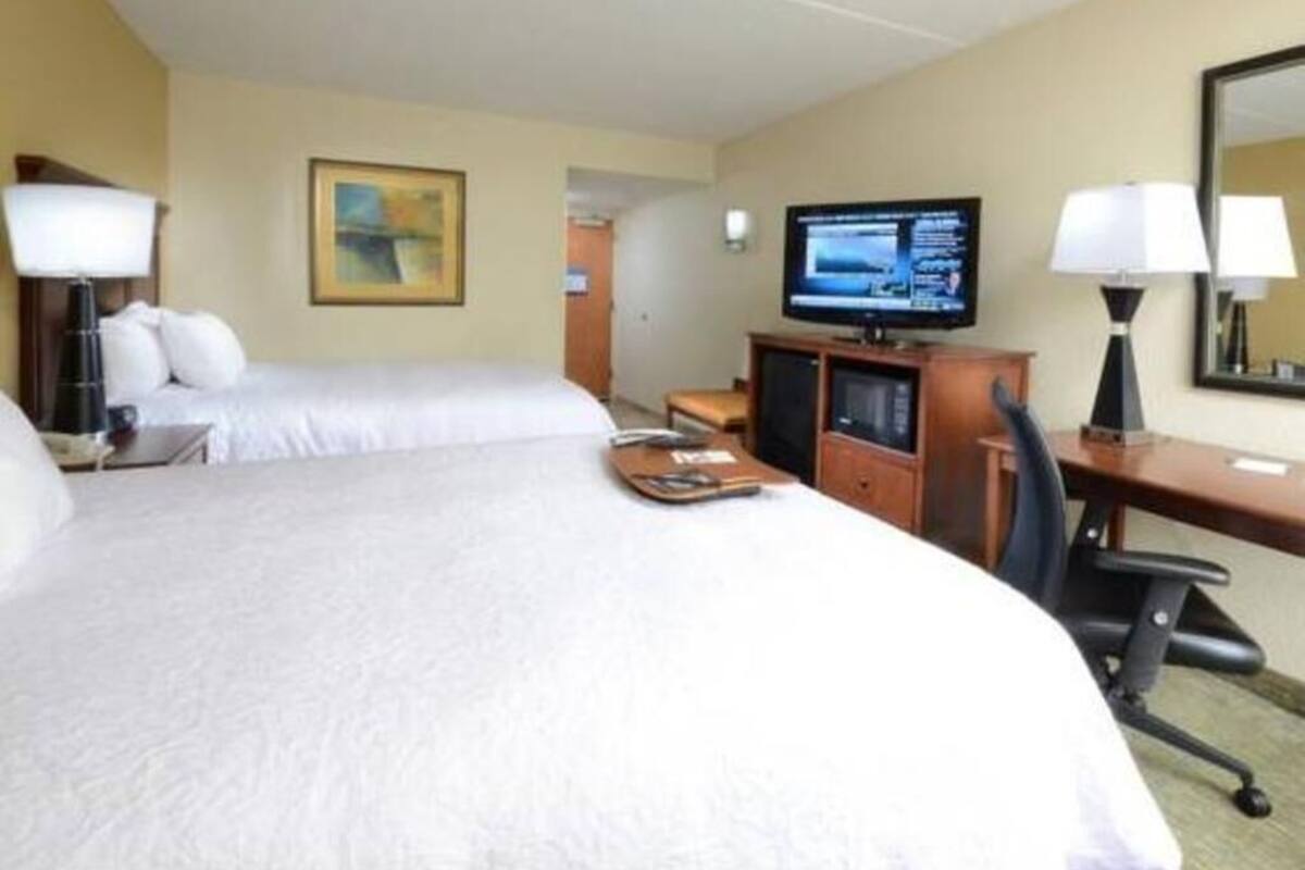 Premium bedding, pillow-top beds, in-room safe, desk