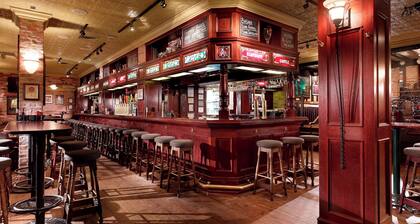 Club Quarters Hotel Faneuil Hall, Boston