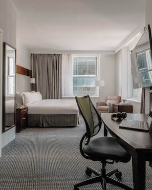 Superior Room, 1 Queen Bed, Kitchenette