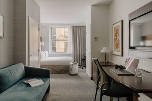 Suite, 1 cama Queen size, cocineta | 1 habitación, sábanas de algodón egipcio y ropa de cama de alta calidad