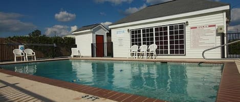 Seasonal outdoor pool