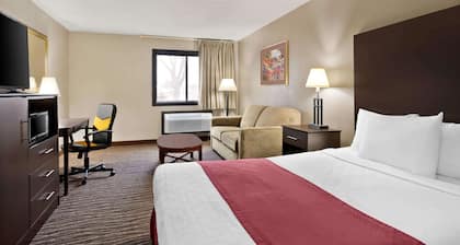 Baymont by Wyndham Sioux Falls West (67058) Sioux/ Near Airport