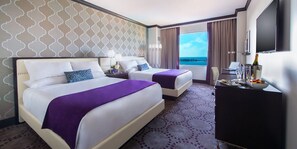 Premium bedding, in-room safe, desk, laptop workspace - Harrah’s Gulf Coast – A Caesars Rewards Destination (Biloxi)