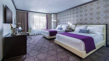Premium bedding, in-room safe, desk, laptop workspace