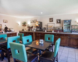 Free daily full breakfast