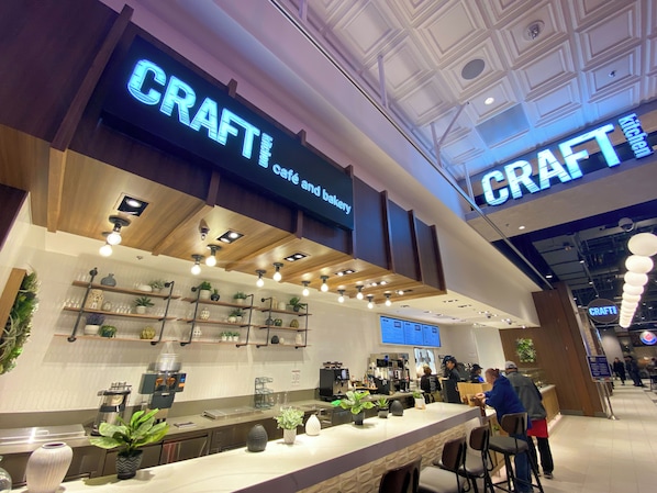 Food court