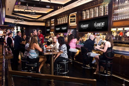 4 bars/lounges. Fremont Hotel & Casino