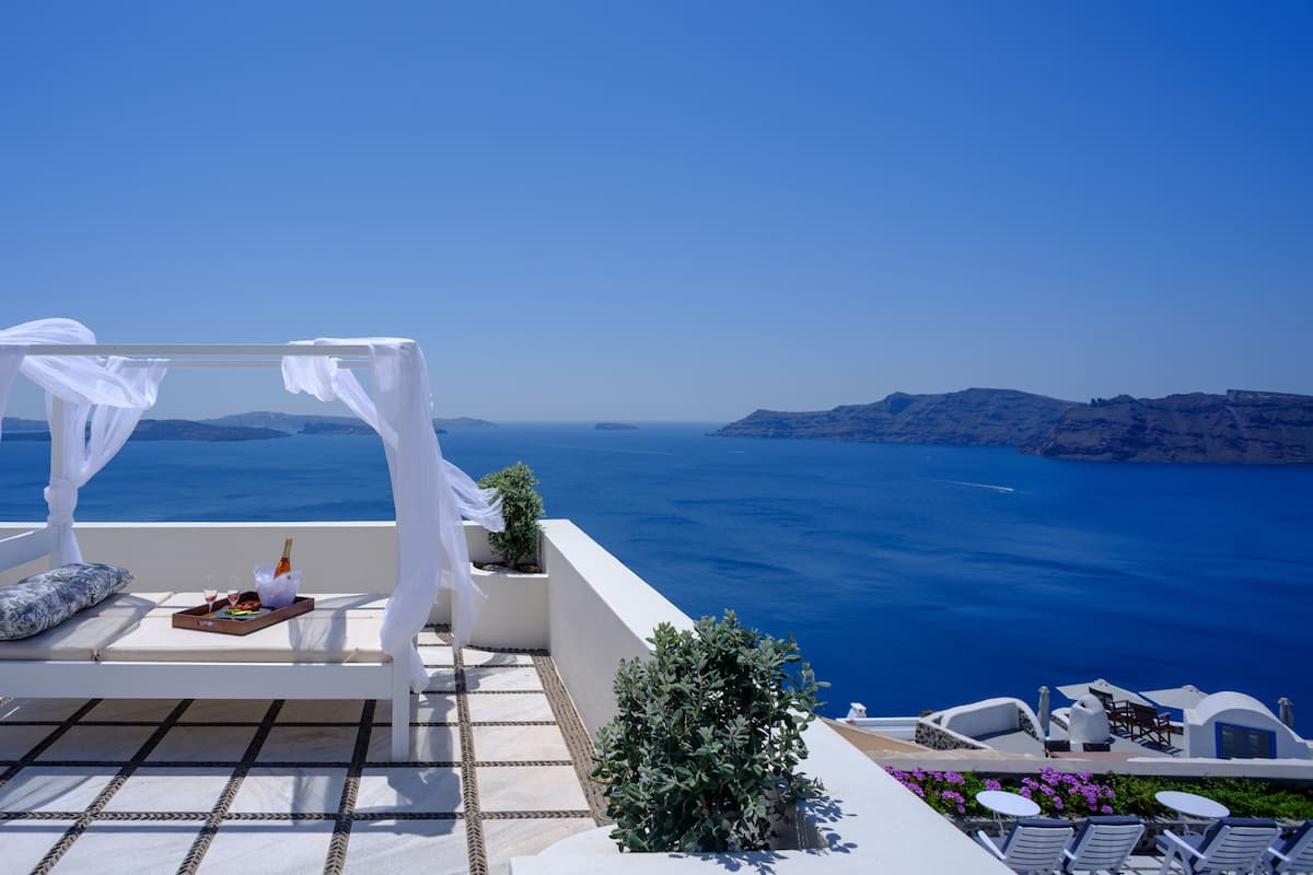 Two bedroom Villa, Sea View,Caldera View | Terrace/patio